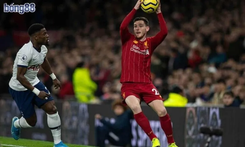 Trận đấu có kèo ném biên nói lên điều gì?